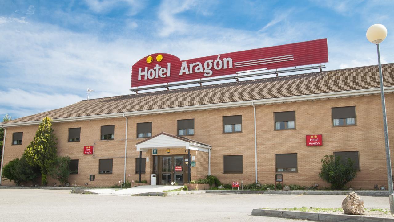 Hotel Aragon La Puebla De Alfinden Екстериор снимка
