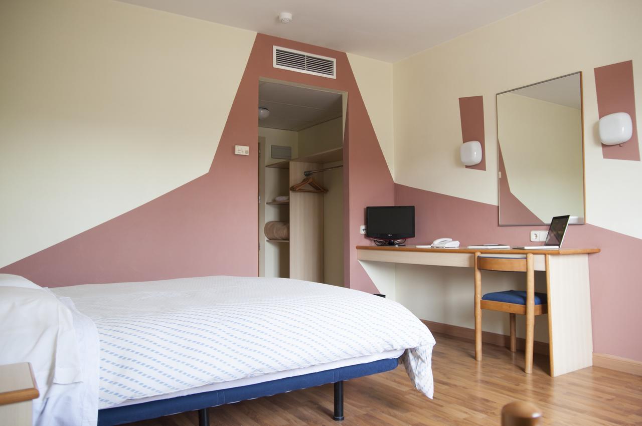 Hotel Aragon La Puebla De Alfinden Екстериор снимка